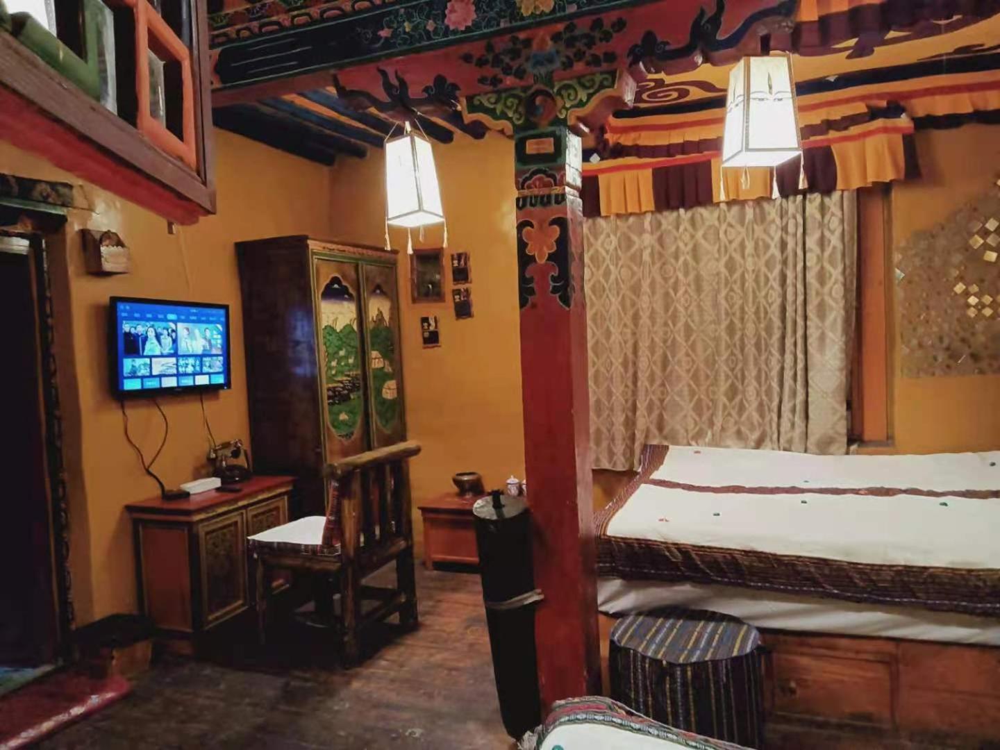 Shambhala Palace Hotel Lhasa Extérieur photo