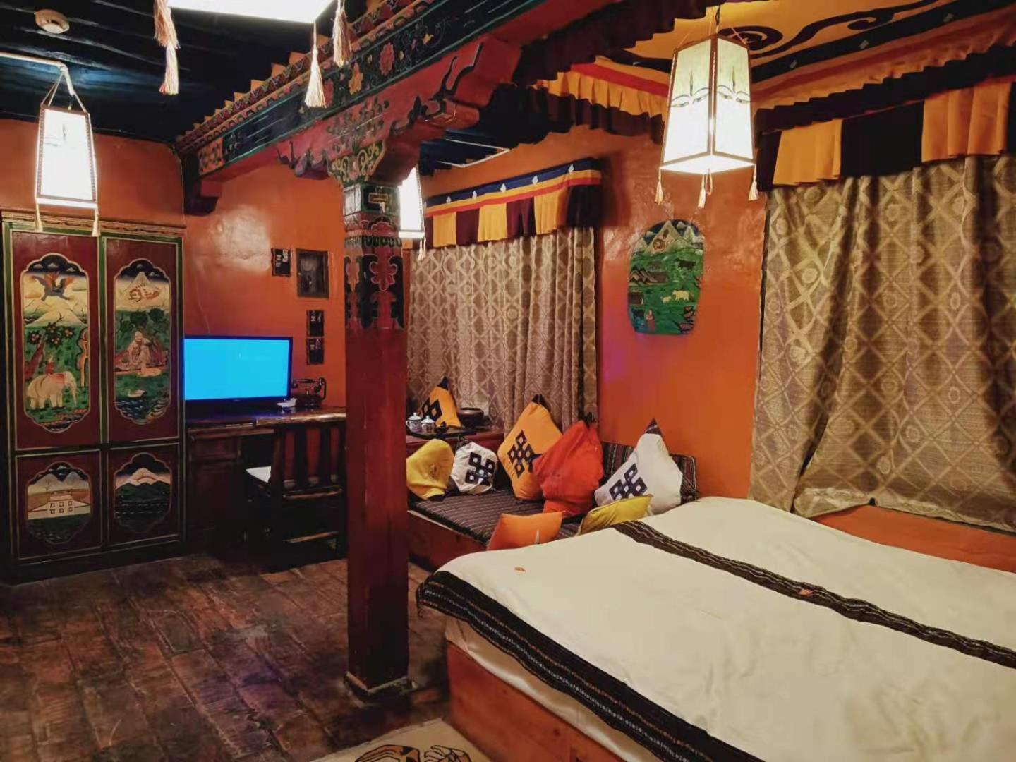 Shambhala Palace Hotel Lhasa Extérieur photo