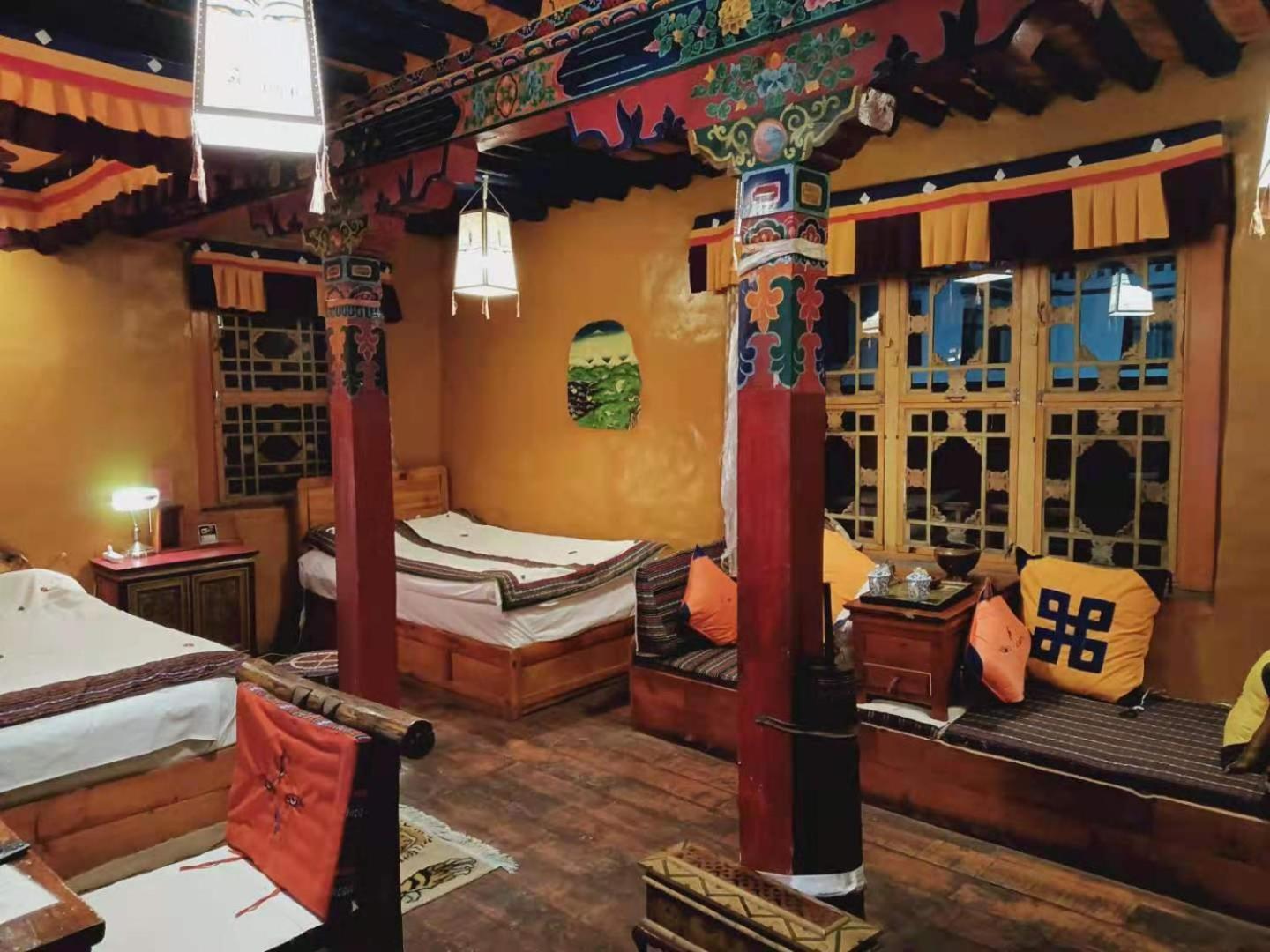 Shambhala Palace Hotel Lhasa Extérieur photo