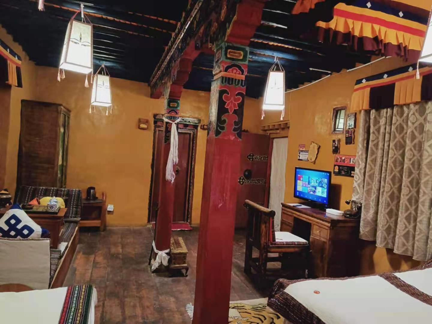 Shambhala Palace Hotel Lhasa Extérieur photo